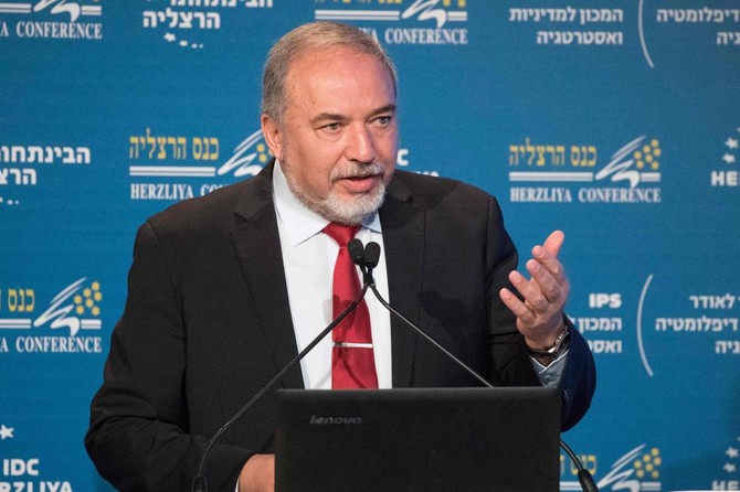 Defense minister accuses Abbas of wanting Israel-Hamas war