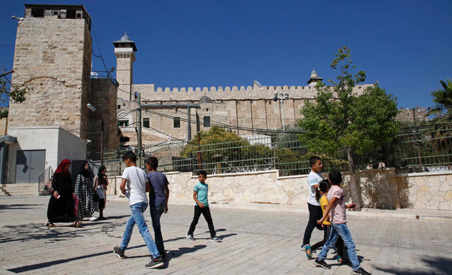 Palestinians, Israelis square off on UNESCO vote on Hebron