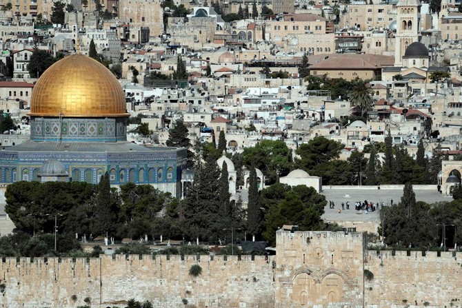 Jerusalem holy site shut for prayers after shooting — police