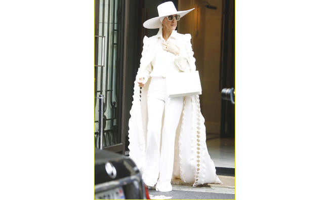 Celine Dion looks so fierce in her all-white outfit!