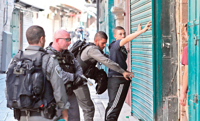 Al-Aqsa Mosque violence leaves 3 Palestinians, 2 Israeli cops dead