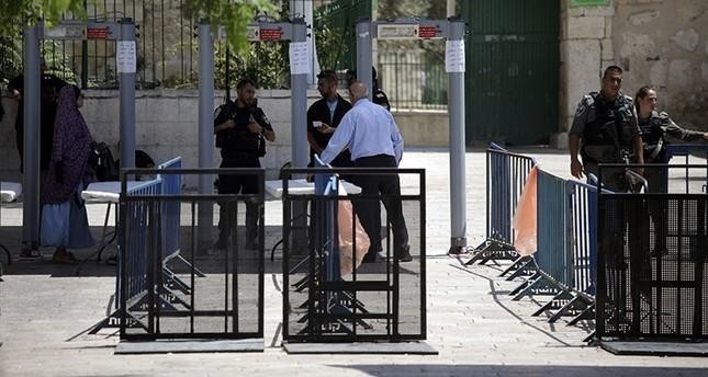 Israel dismantles metal detectors from key Jerusalem shrine