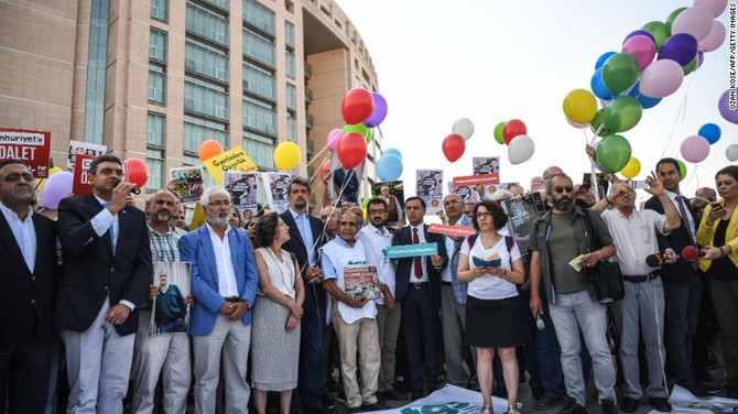 Newspaper trial seen as litmus test for press freedom in Turkey