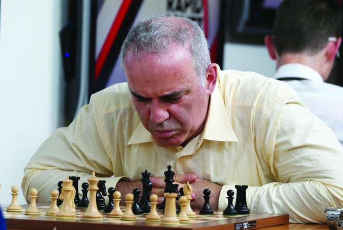 Kasparov suffers first loss in comeback event