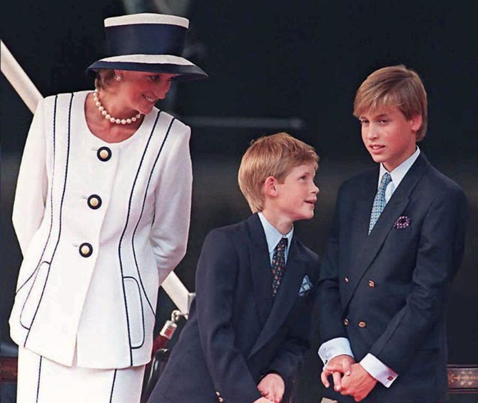 Diana’s death: Week of grief shakes the monarchy