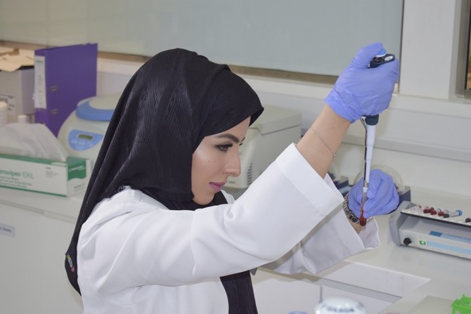 Should scientists be on social media? Meet the groundbreaking Saudi researcher who thinks so