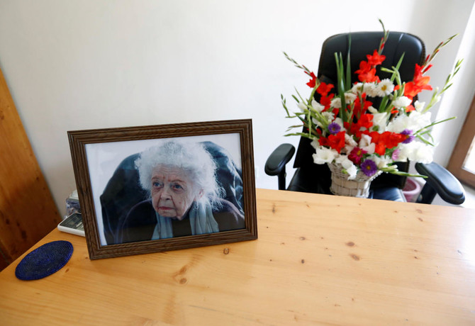 Nancy Hatch Dupree Grandmother Of Afghanistan Dies In Kabul Arab News