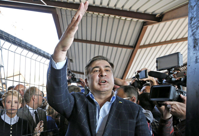 Ukraine blocks train as stateless Saakashvili attempts re-entry