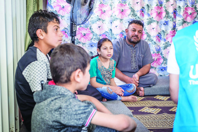 Solar power lights up Azraq refugee camp