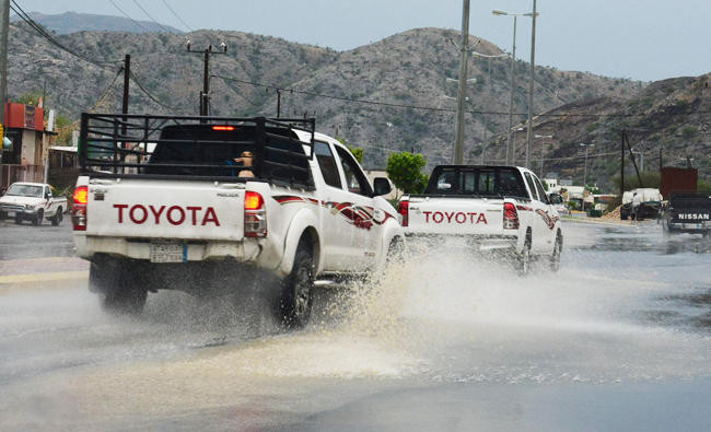 Preparations in full swing to deal with rain, flood risks in Saudi Arabia