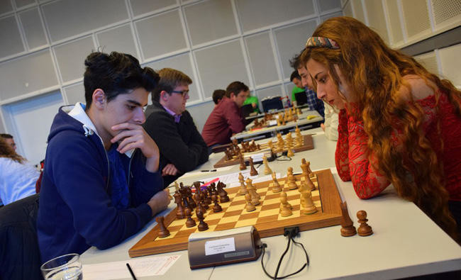 Chess player banned by Iran gets a new start in US