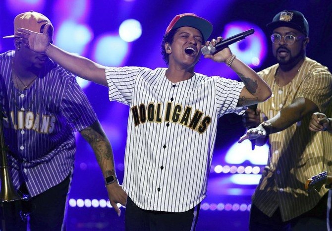 Bruno Mars leads American Music Awards nominees with 8