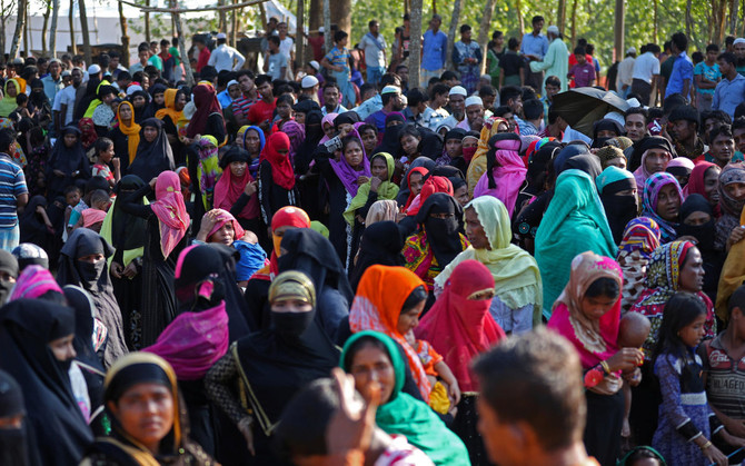 Bangladesh says Rohingya outflow “untenable,” seeks solution