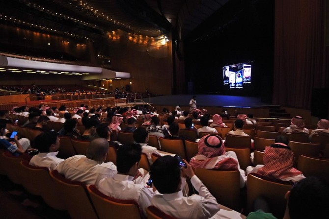 Tabuk comedy competition enters semifinal stage