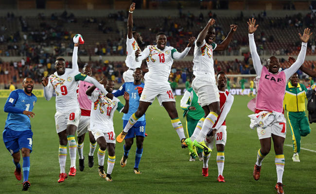 Senegal qualifies for World Cup via contentious replay