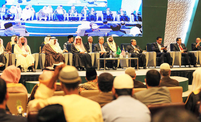 Efforts hailed in preserving moderate Islam