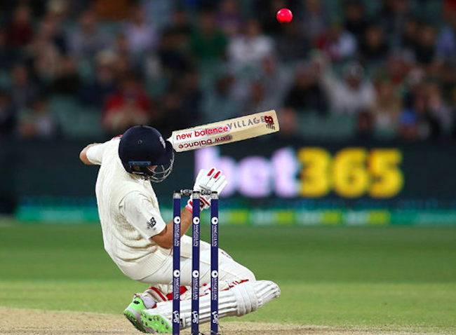 The Ashes: England clutching at straws