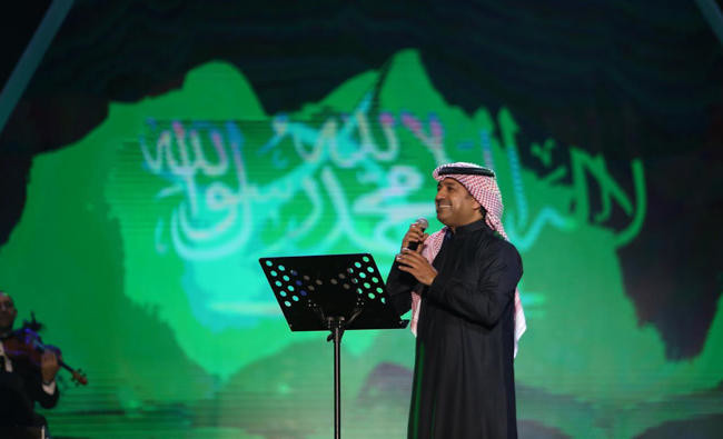 Football legends honor Saudi World Cup heroes