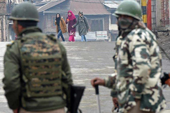 Indian troops kill top militant in Kashmir