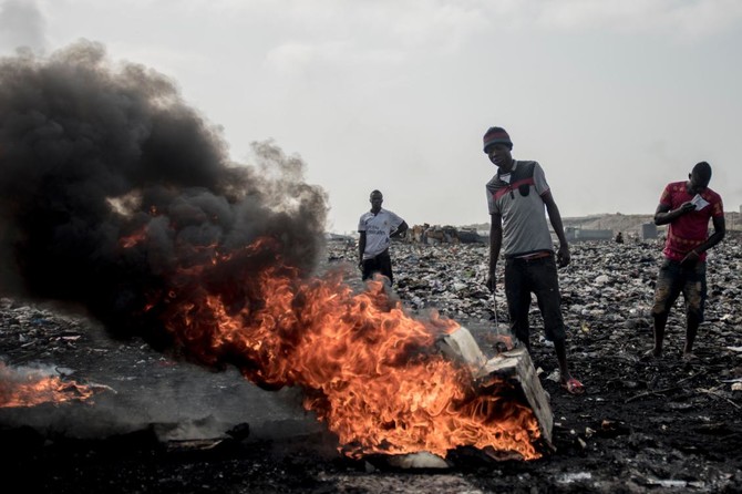 Turning e-waste into art at Ghana’s toxic dump