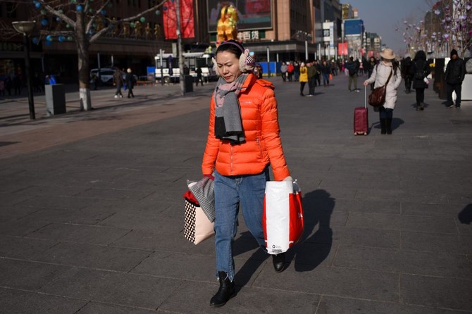 China economy rebounds in 2017 with 6.9% growth