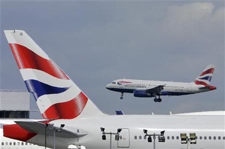 British Airways pilot, allegedly drunk, taken off plane