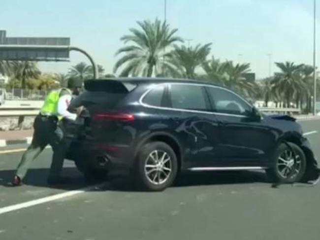 Video: Dubai police officer pushes car off road to avoid more accidents