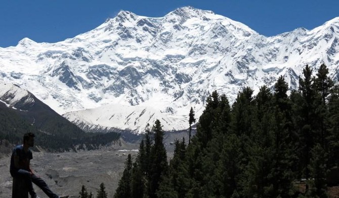 Bid to rescue Polish man, French woman on Pakistan 'Killer Mountain' starts Saturday