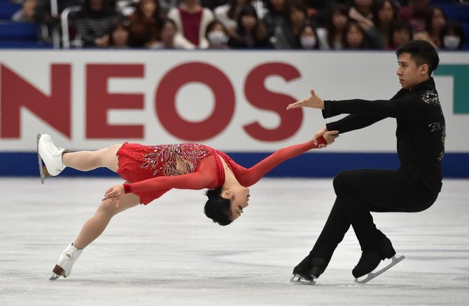 Golden couple carry China’s Winter Olympics hopes