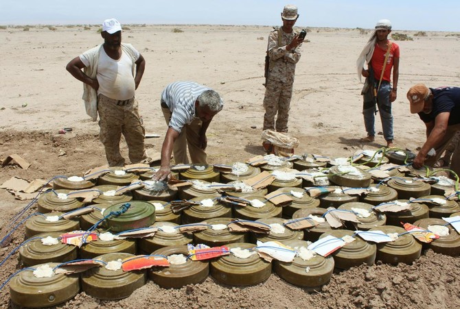 Yemeni army de-mines three sites in Shabwa province and dismantles IEDs in Al-Jouf