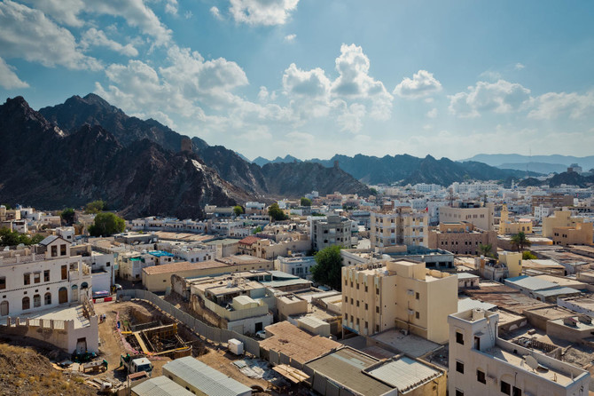 Oman’s Ministry of Manpower ends deals with 199 companies for lack of Omani employees