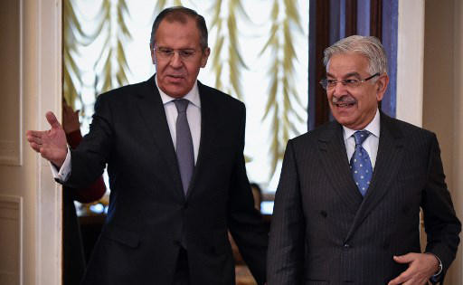 With gas and diplomacy, Russia embraces Cold War foe Pakistan