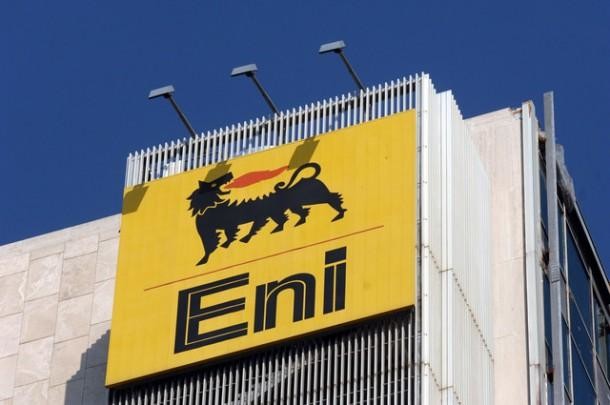 Egypt find helps Eni raise dividend