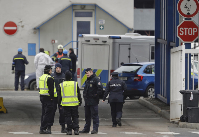 6 dead in chemical factory explosion in Czech Republic