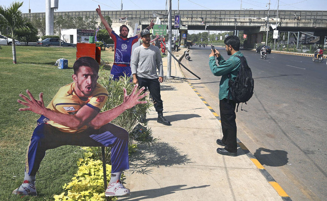 Big-time cricket returns to Karachi for 1st time in 9 years