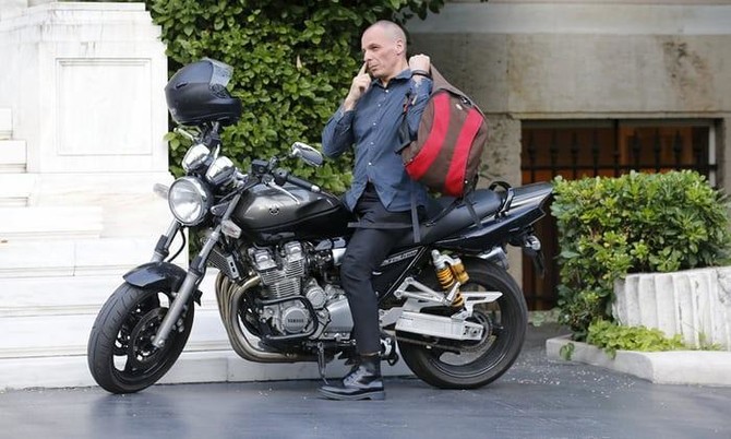  ‘Easy Rider’ Varoufakis launches Greek political party