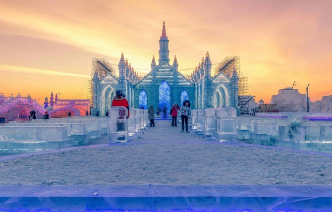 Magical snow sculptures wow visitors | Arab News