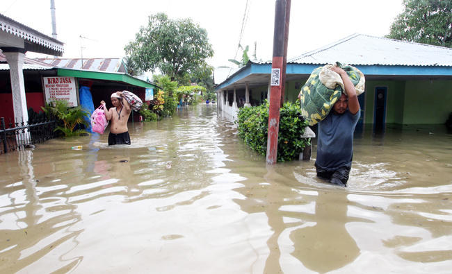 Floods In Indonesia Kill 29, Dozen Missing | Arab News