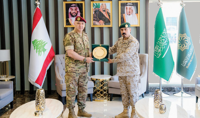 Islamic Anti Terror Coalition Chief Receives Lebanese Army Commander Arab News