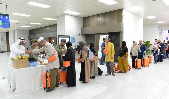 First Pilgrims Arrive In Saudi Arabia For New Umrah Season