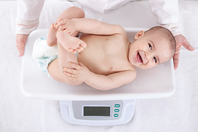 newborn weighing machine