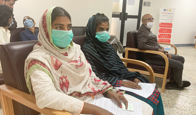 Inside The Cansino Phase 3 Covid 19 Vaccine Trial At Pakistan S Shifa Hospital Arab News