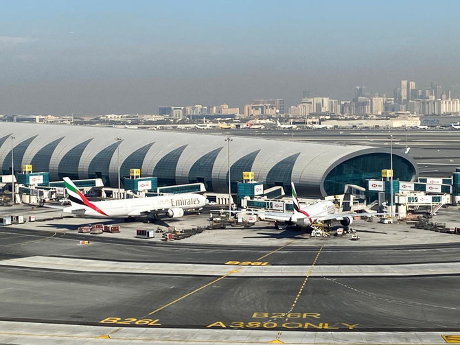 Emirates to temporarily suspend flights to South Africa Arab News