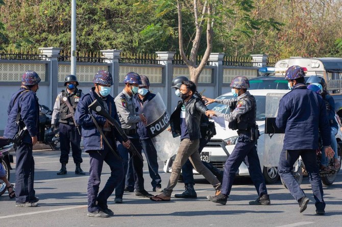 Myanmar Police Fire Rubber Bullets At Anti-coup Protesters | Arab News