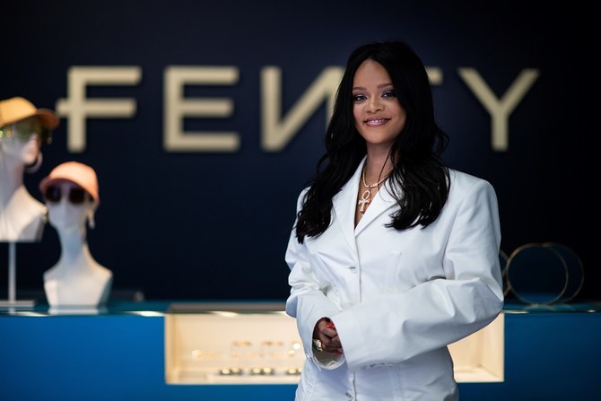 Rihanna store clothing lvmh