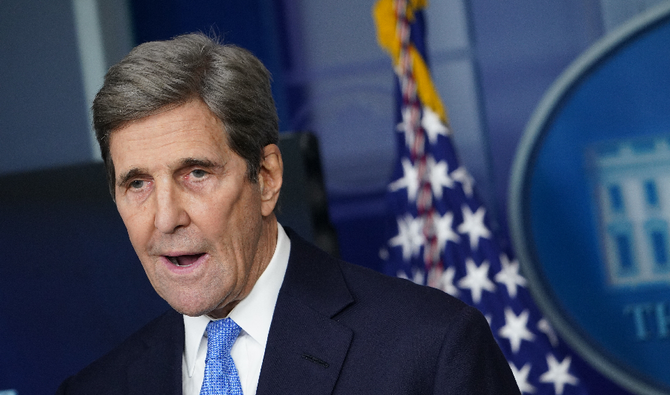 US says 'look forward' to working with Pakistan as Kerry in India for  climate talks