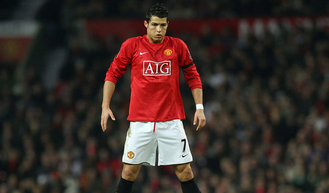 cristiano ronaldo in man utd kit