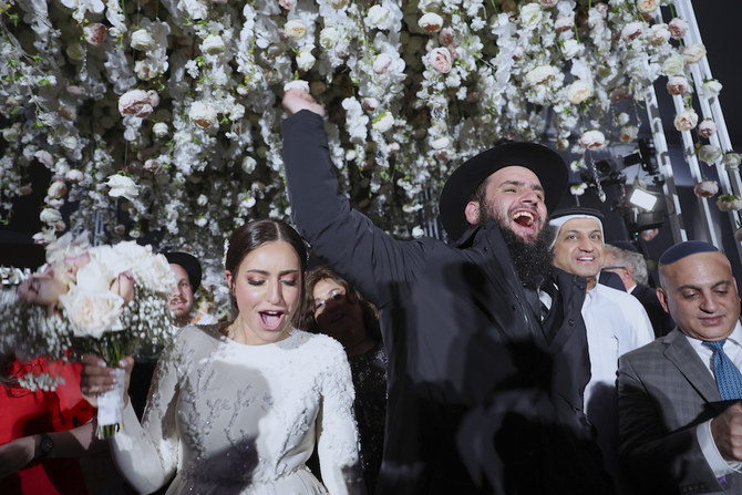 UAE Rabbi Marries In Abu Dhabi On Anniversary Of Abraham Accords | Arab ...