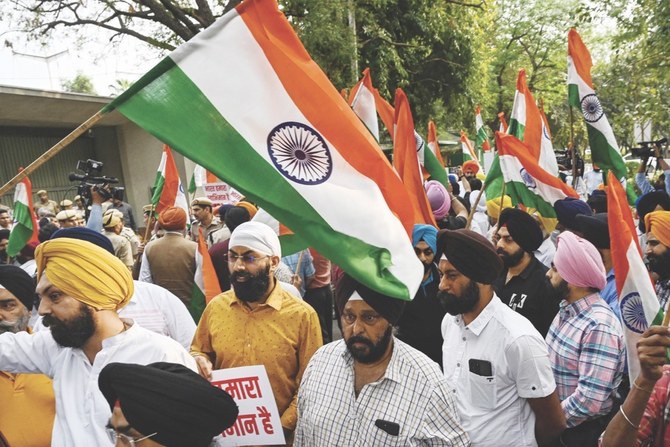 India Police Seek Sikh Leader, Arrest Separatist Supporters | Arab News