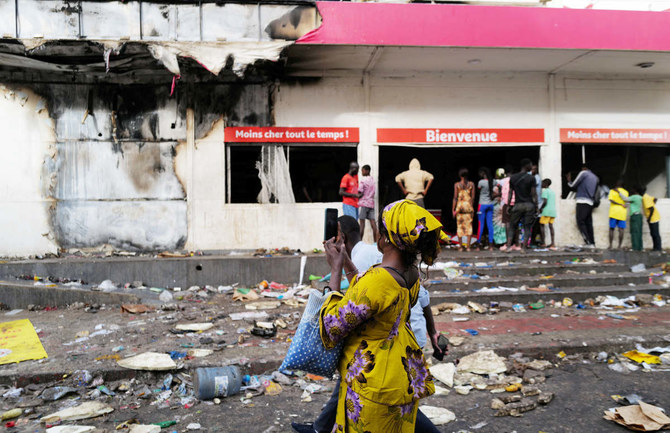 Death Toll Climbs In Senegal After Two Days Of Violent Protests | Arab News